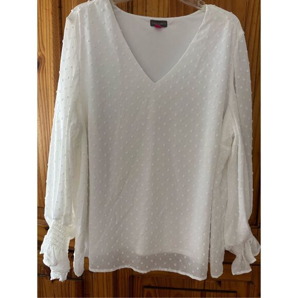 Vince Camuto Dotted Swiss Vneck Top - Picture 1 of 6